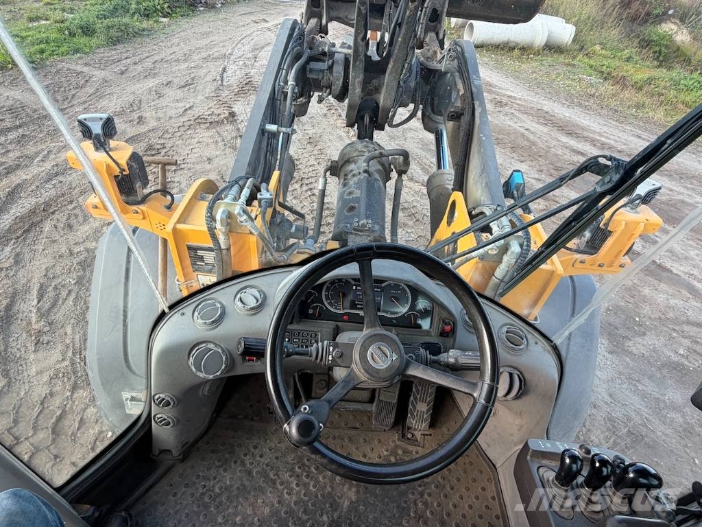 Volvo L 120 H CDC + Weighing system Kolesni nakladalci