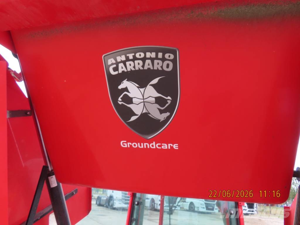Antonio Carraro TTR 4400 HST II traktor + tartozékok Трактори