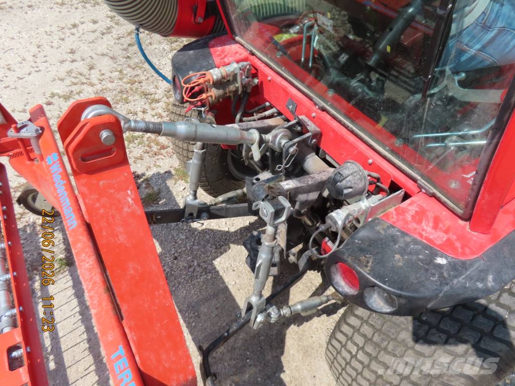 Antonio Carraro TTR 4400 HST II traktor + tartozékok Трактори