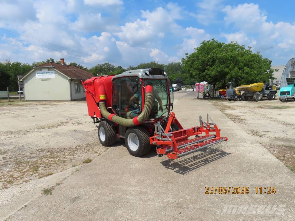 Antonio Carraro TTR 4400 HST II traktor + tartozékok Трактори