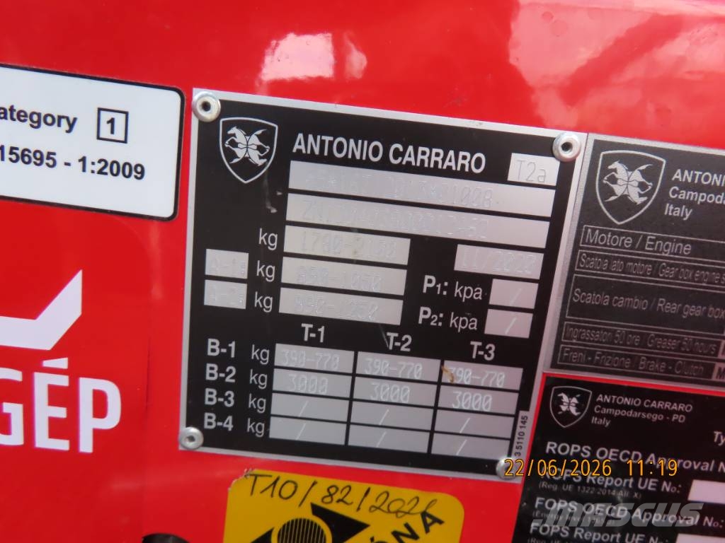 Antonio Carraro TTR 4400 HST II traktor + tartozékok Трактори