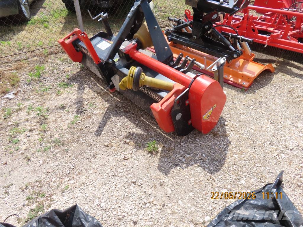 Antonio Carraro TTR 4400 HST II traktor + tartozékok Трактори