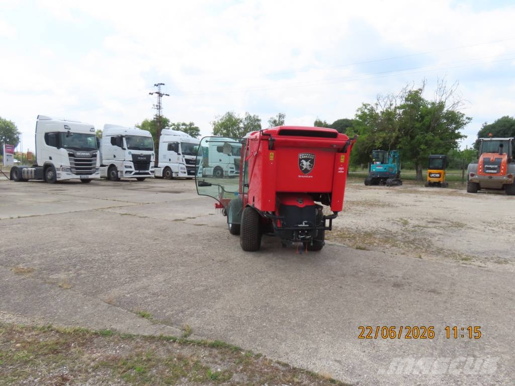 Antonio Carraro TTR 4400 HST II traktor + tartozékok Трактори