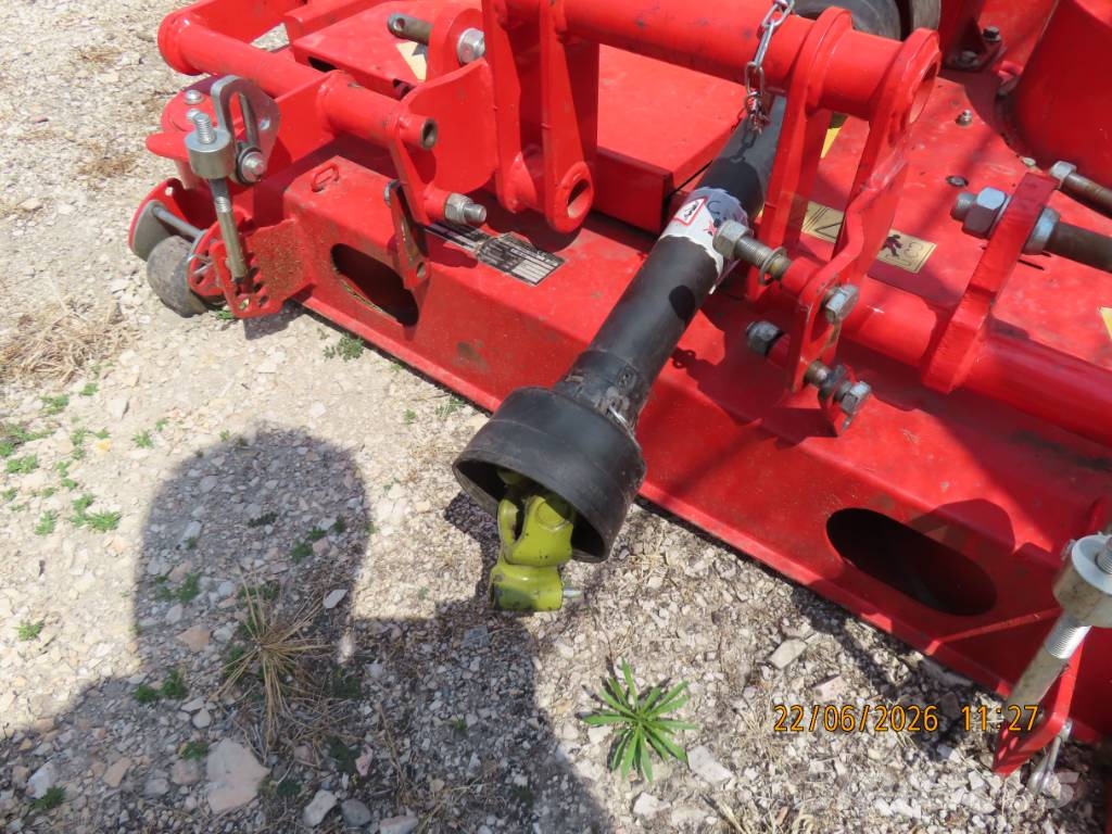 Antonio Carraro TTR 4400 HST II traktor + tartozékok Трактори