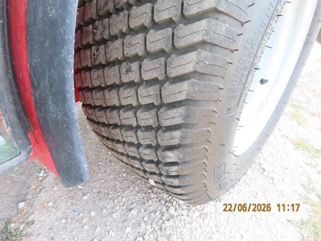 Antonio Carraro TTR 4400 HST II traktor + tartozékok Трактори
