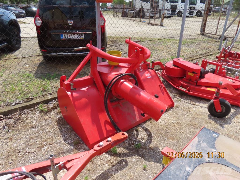 Antonio Carraro TTR 4400 HST II traktor + tartozékok Трактори