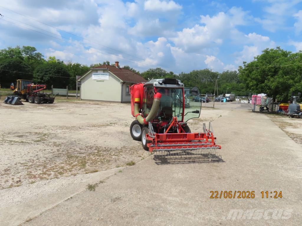 Antonio Carraro TTR 4400 HST II traktor + tartozékok Трактори