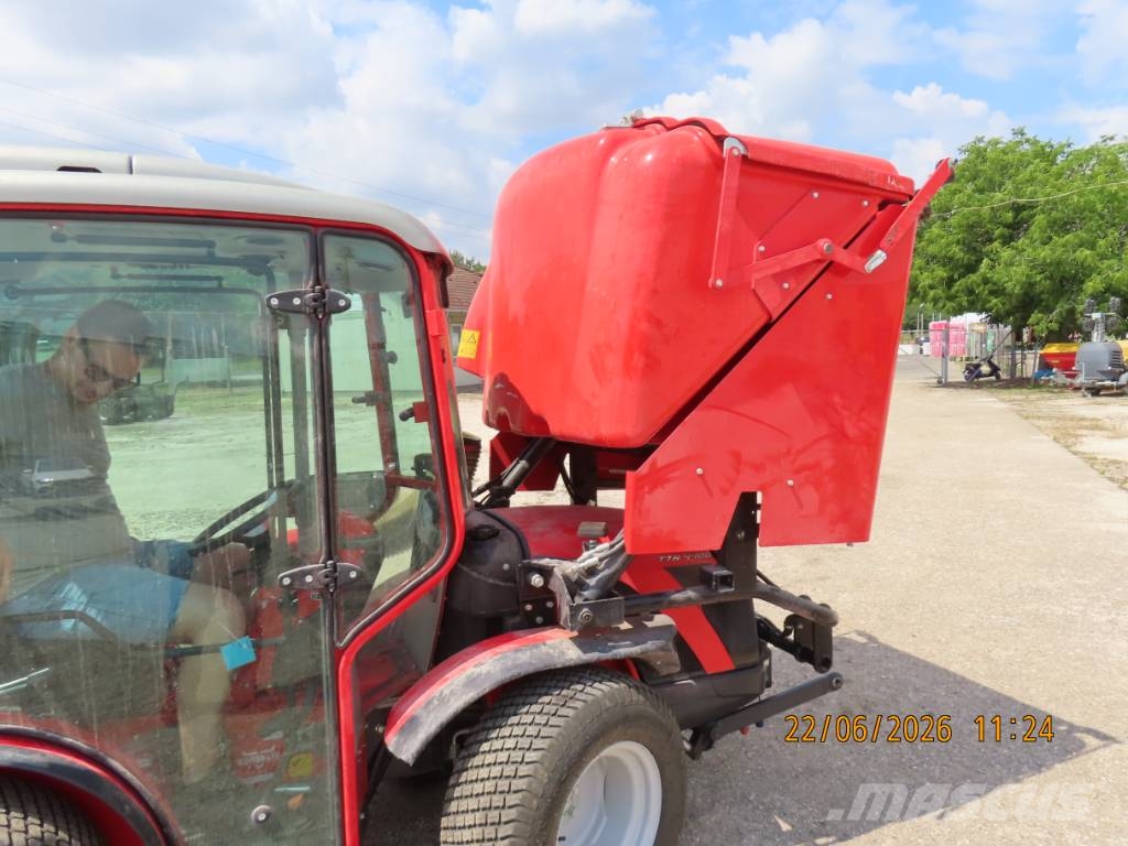 Antonio Carraro TTR 4400 HST II traktor + tartozékok Трактори