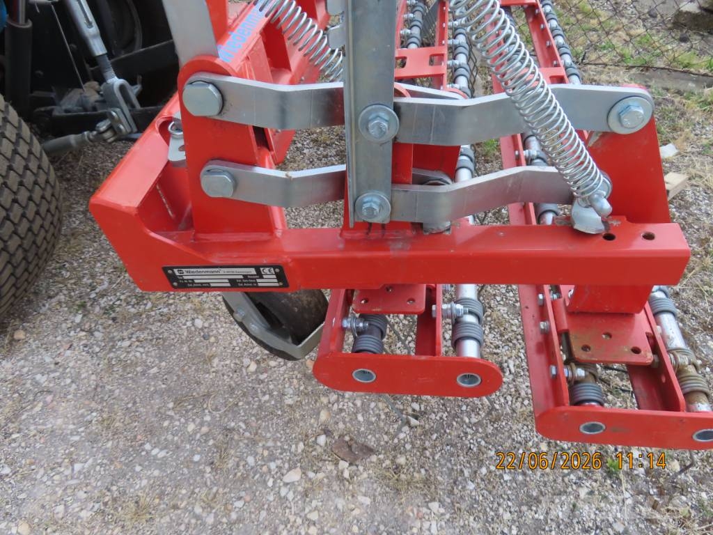 Antonio Carraro TTR 4400 HST II traktor + tartozékok Трактори