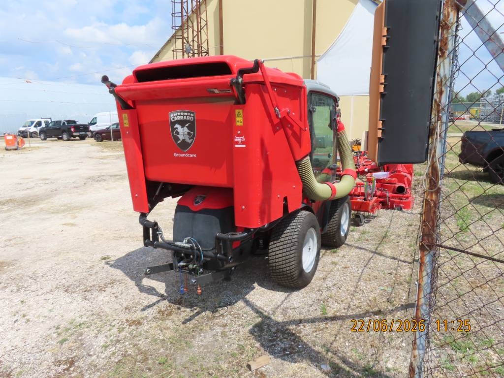 Antonio Carraro TTR 4400 HST II traktor + tartozékok Трактори