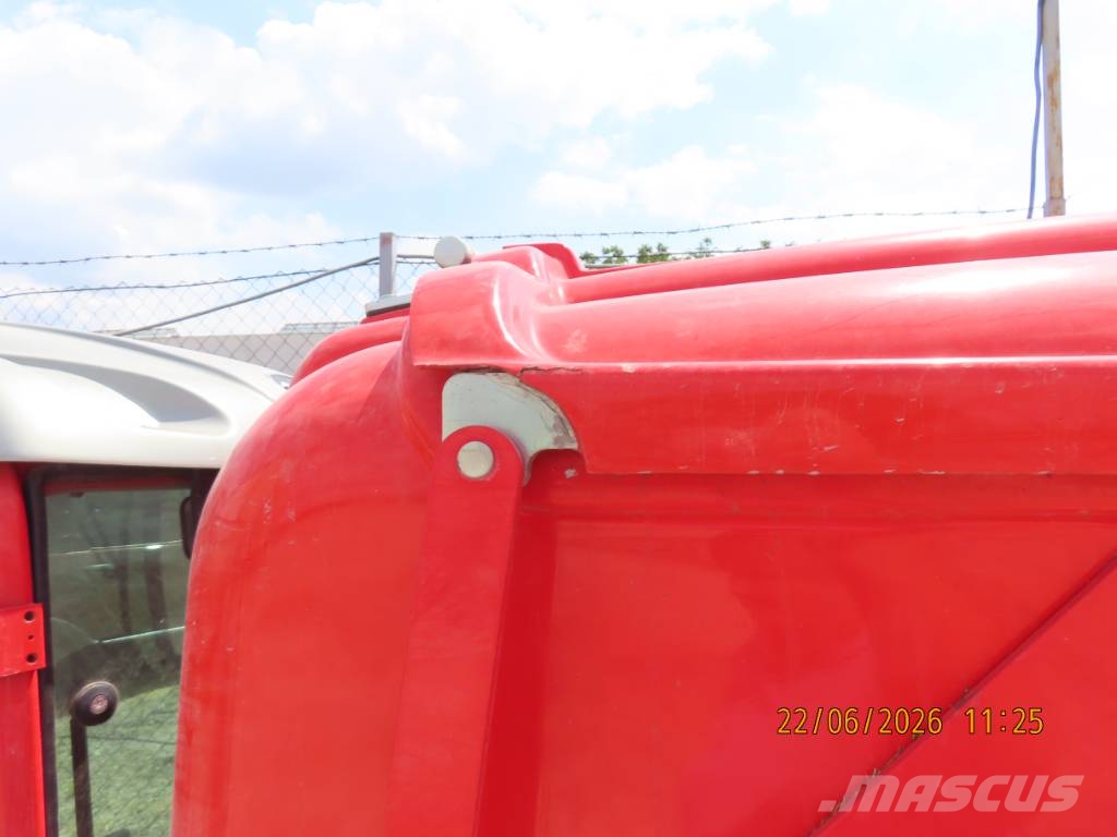 Antonio Carraro TTR 4400 HST II traktor + tartozékok Трактори