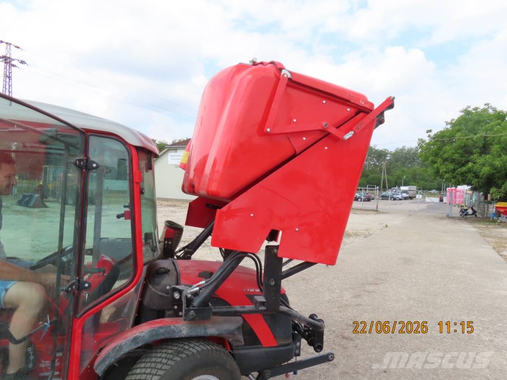 Antonio Carraro TTR 4400 HST II traktor + tartozékok Трактори