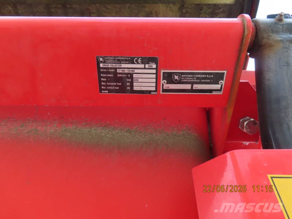 Antonio Carraro TTR 4400 HST II traktor + tartozékok Трактори