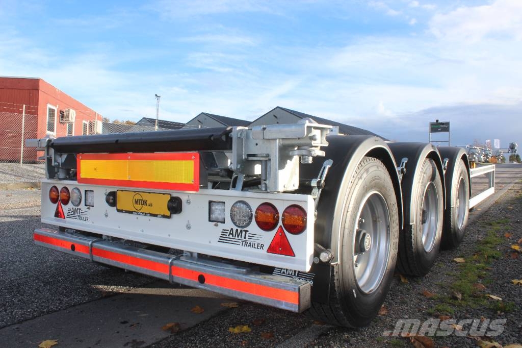 AMT CO310 3 akslet container chassis med udskud i bag Containeranhänger