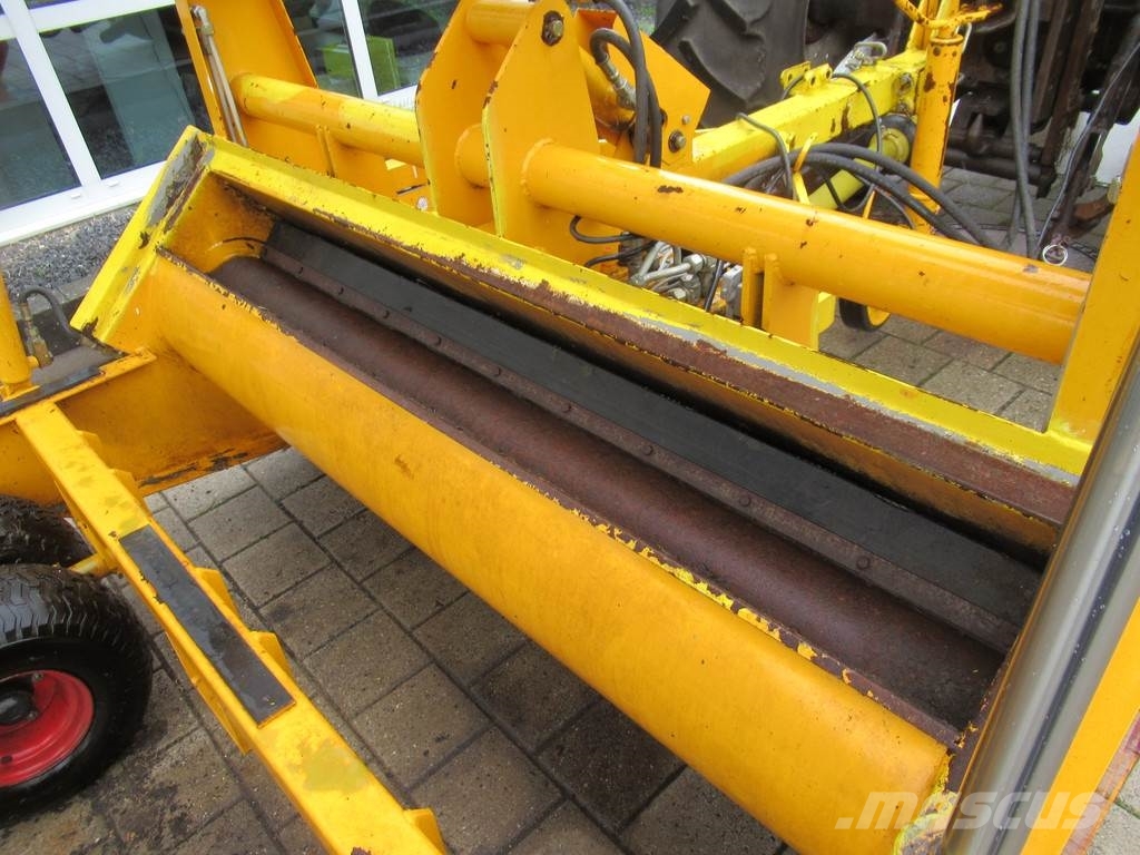 STH HK 1800 Maai / Veeg / Zuigmachine Оборудование для удаления мусора