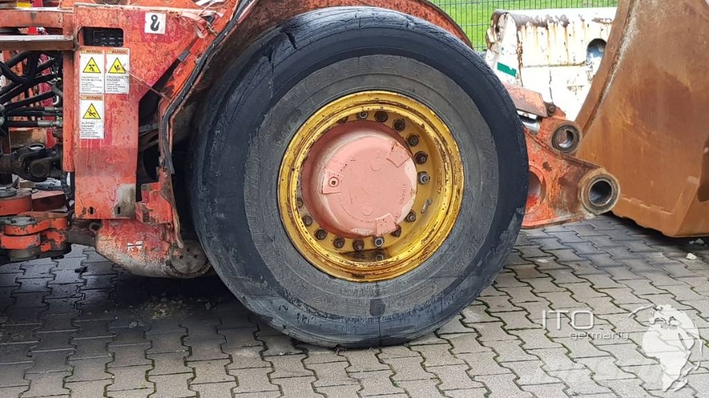 Sandvik LH208L Maanalaiset lastauskoneet