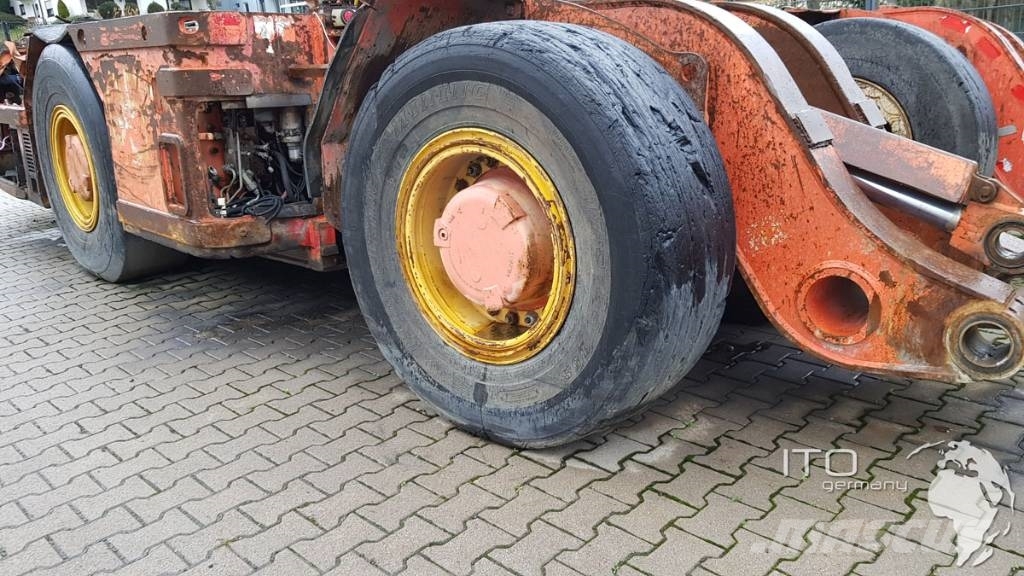 Sandvik LH208L Maanalaiset lastauskoneet