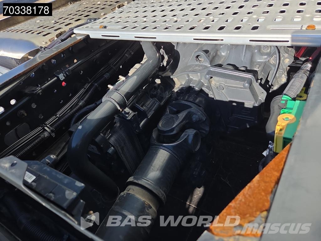 Iveco S-Way 490 4X2 Retarder 2x Tanks Standklima Navi AC Trekkvogner