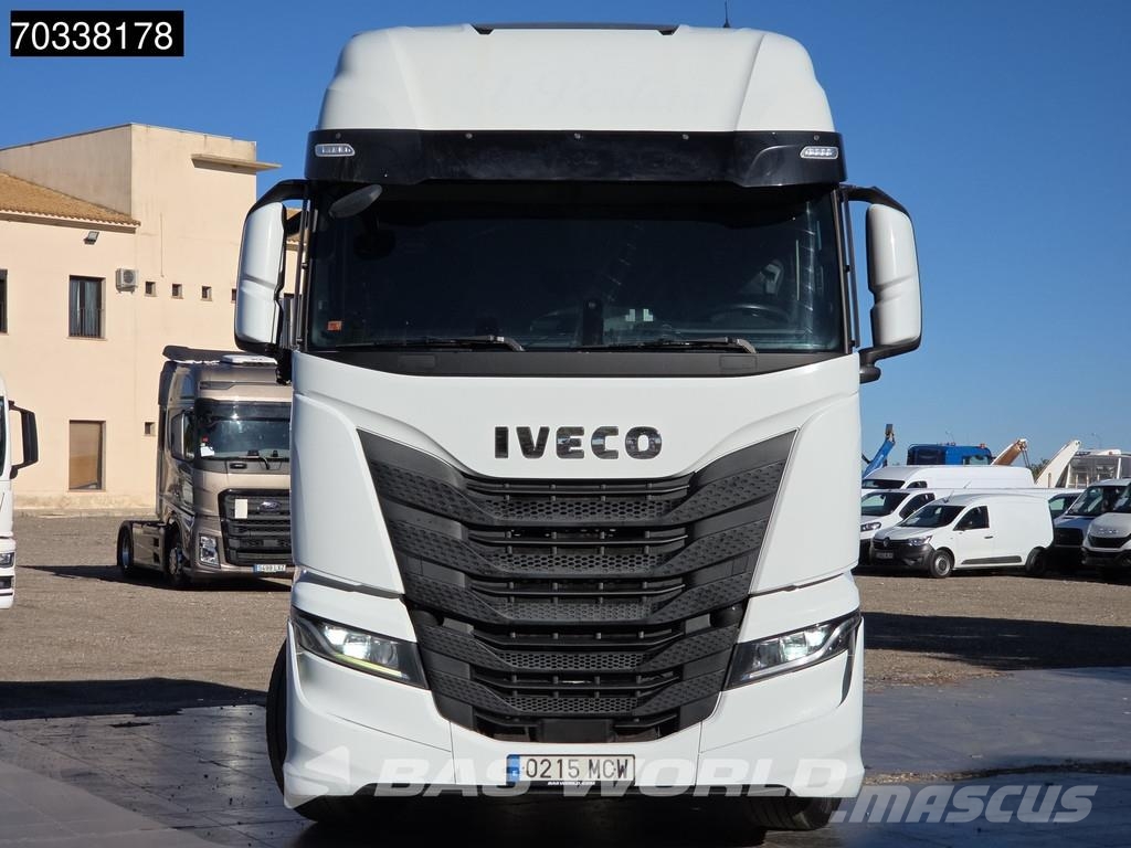 Iveco S-Way 490 4X2 Retarder 2x Tanks Standklima Navi AC Trekkvogner