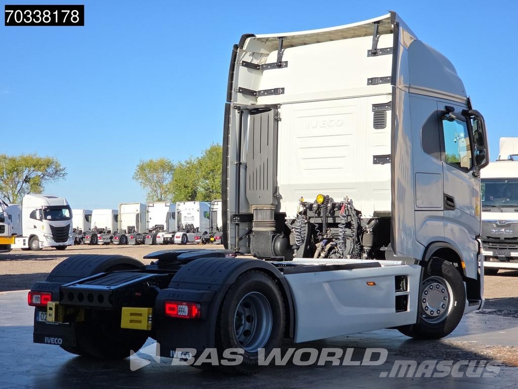 Iveco S-Way 490 4X2 Retarder 2x Tanks Standklima Navi AC Trekkvogner