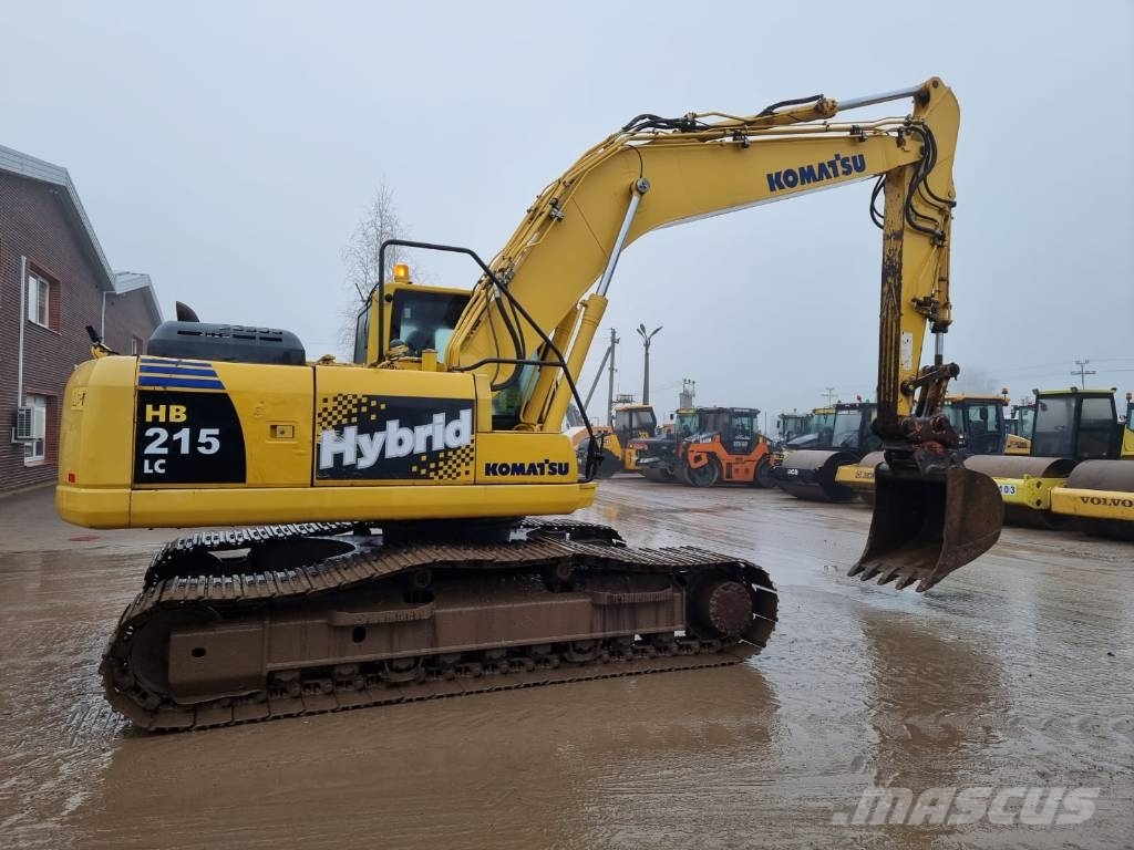 Komatsu HB 215 Hybrid حفارات زحافة