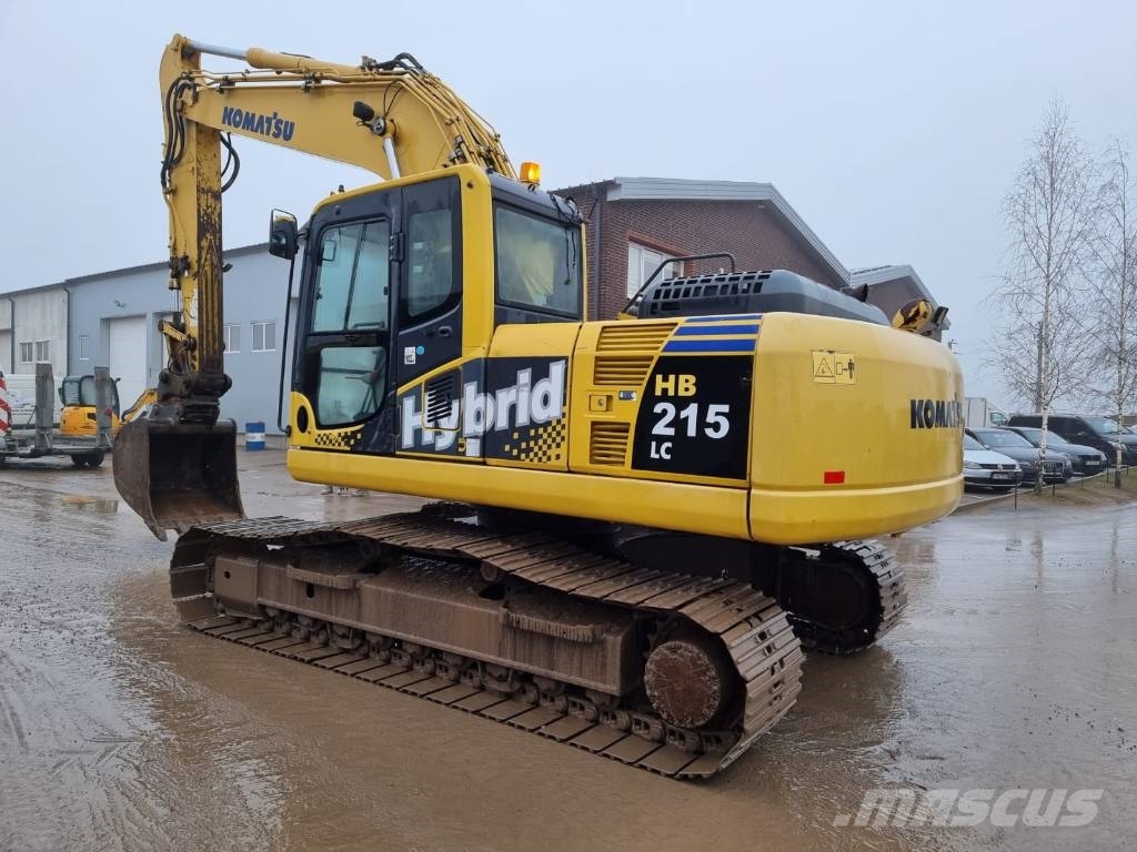 Komatsu HB 215 Hybrid حفارات زحافة