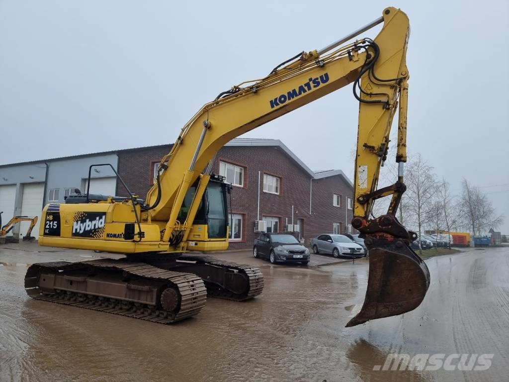 Komatsu HB 215 Hybrid حفارات زحافة