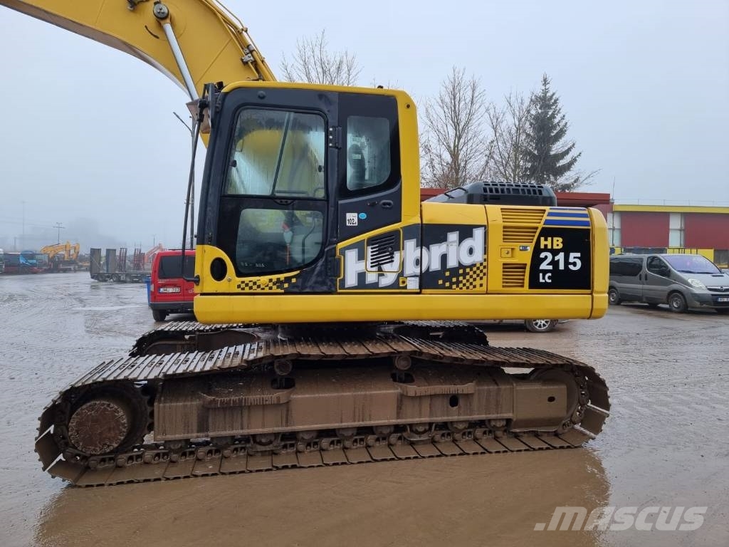 Komatsu HB 215 Hybrid حفارات زحافة