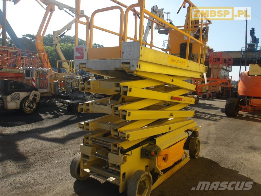 JLG 3246 ES Schaarhoogwerkers