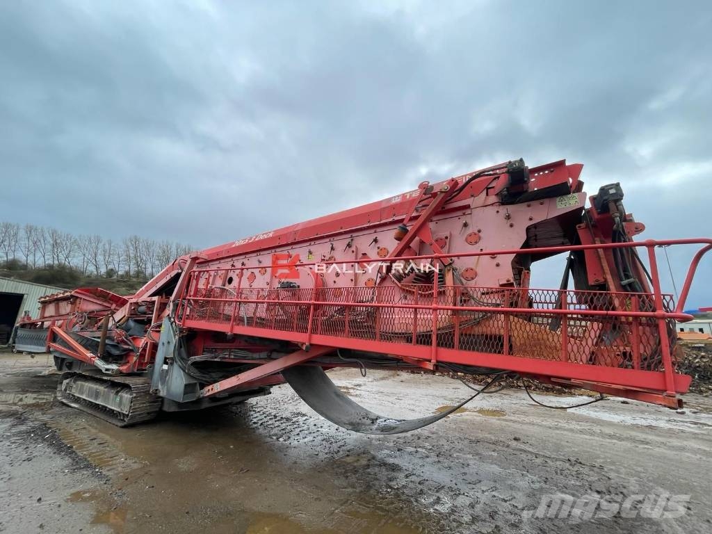 Terex Finlay 694+ Supertrak 3 Deck Screener Cernuitoare