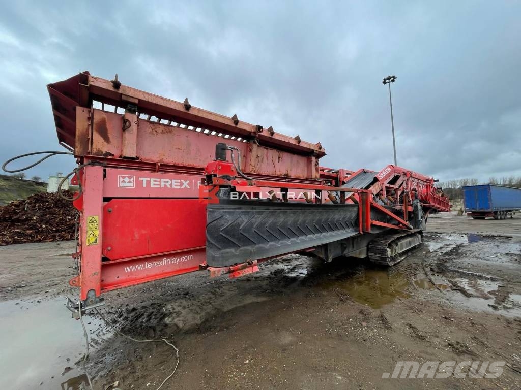 Terex Finlay 694+ Supertrak 3 Deck Screener Cernuitoare