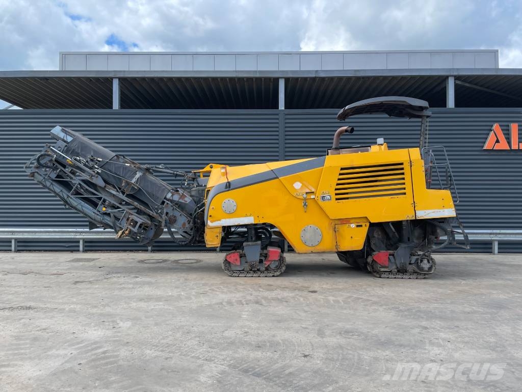 Wirtgen W 100 F Asfalta dzesēšanas iekārtas