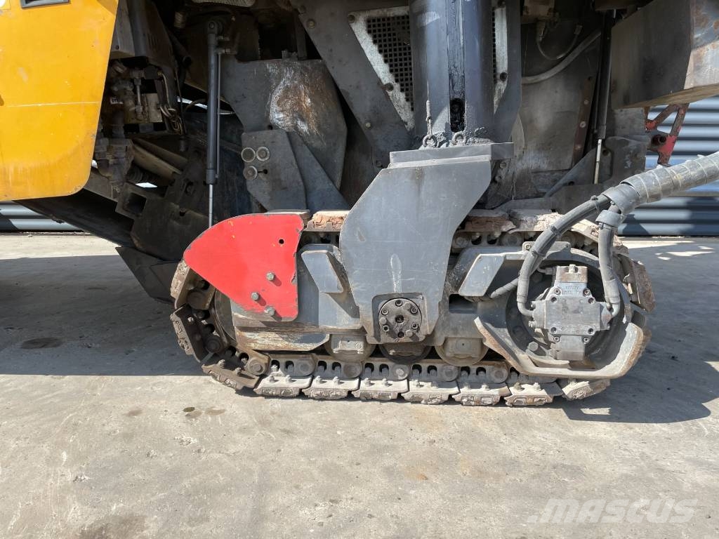 Wirtgen W 100 F Asfalta dzesēšanas iekārtas