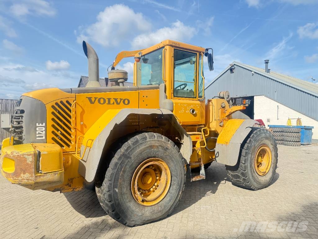 Volvo L 120 E Radlader