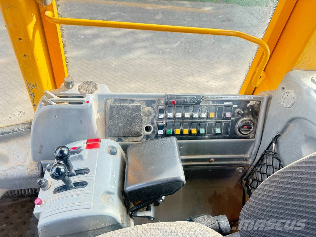 Volvo L 120 E Radlader