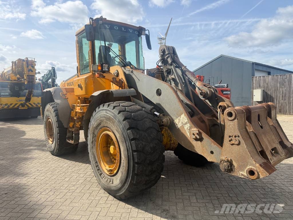 Volvo L 120 E Radlader