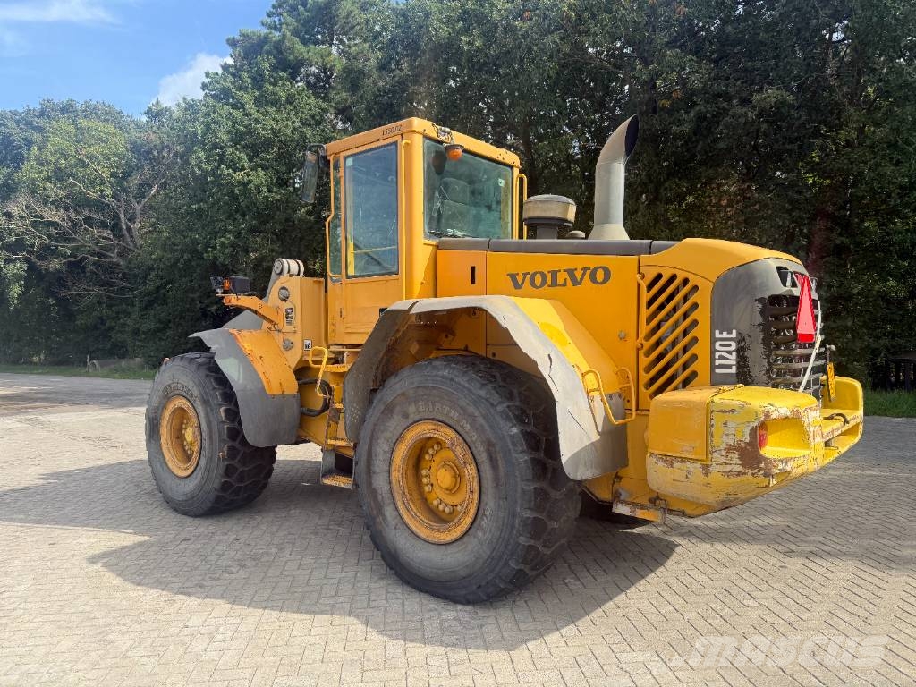 Volvo L 120 E Radlader