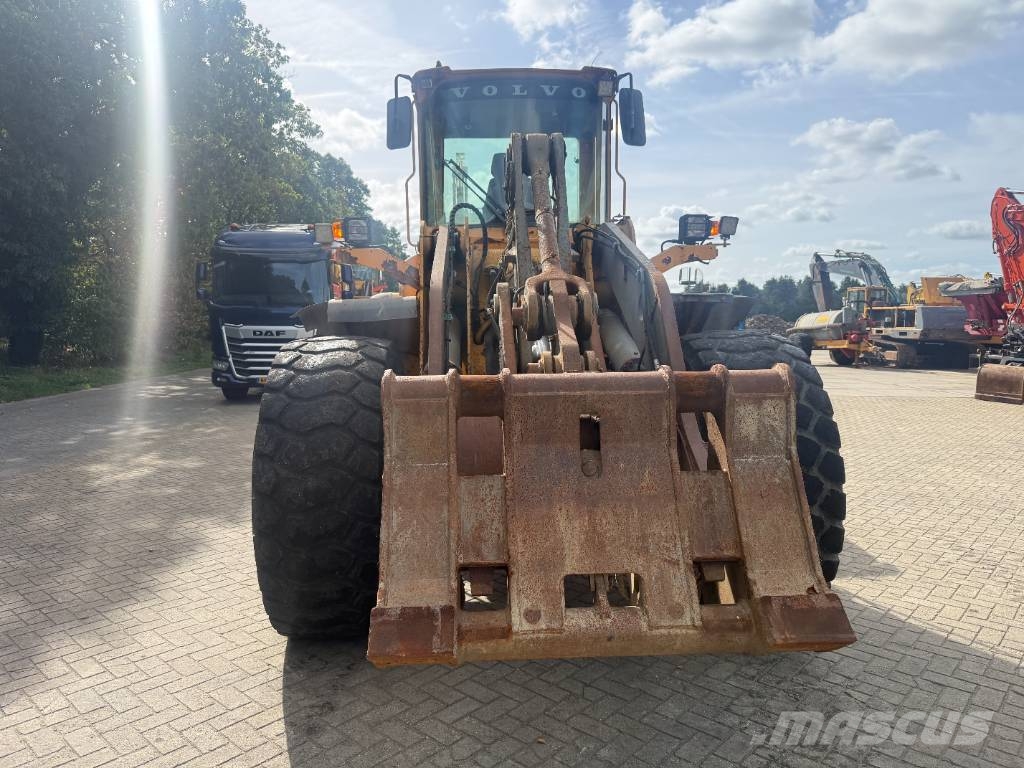 Volvo L 120 E Radlader