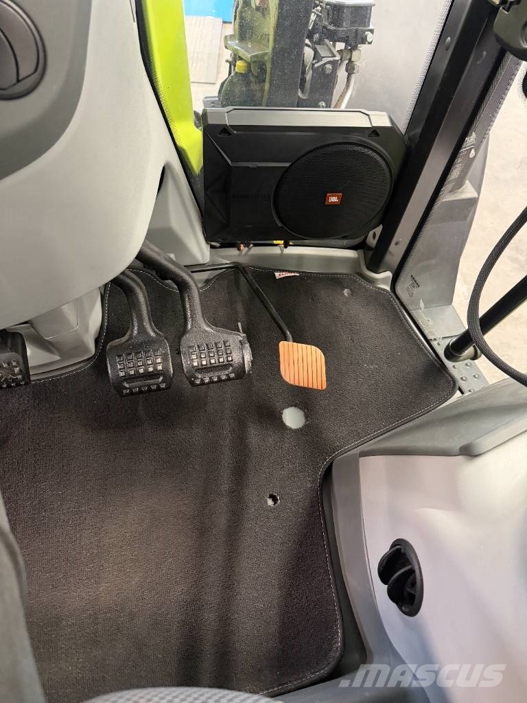 CLAAS Arion 470 Traktorer