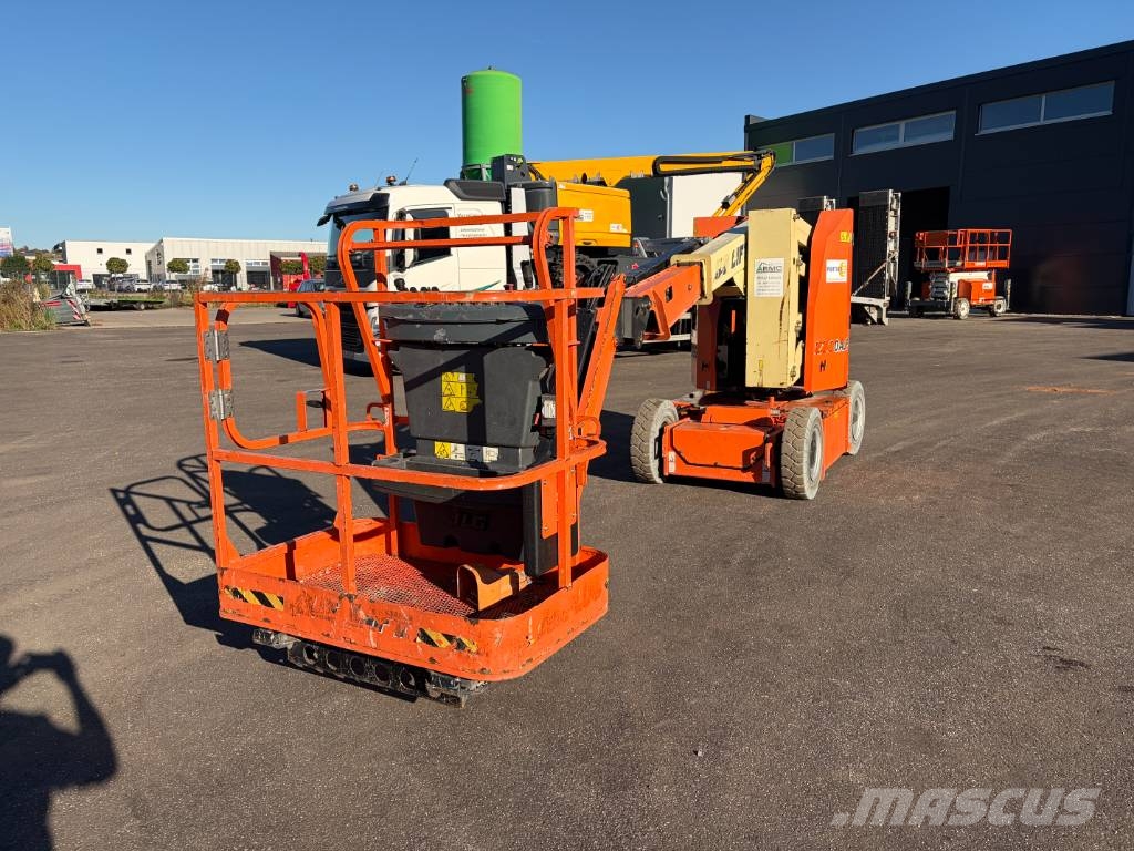 JLG E 300 AJP Strēles pacēlāji