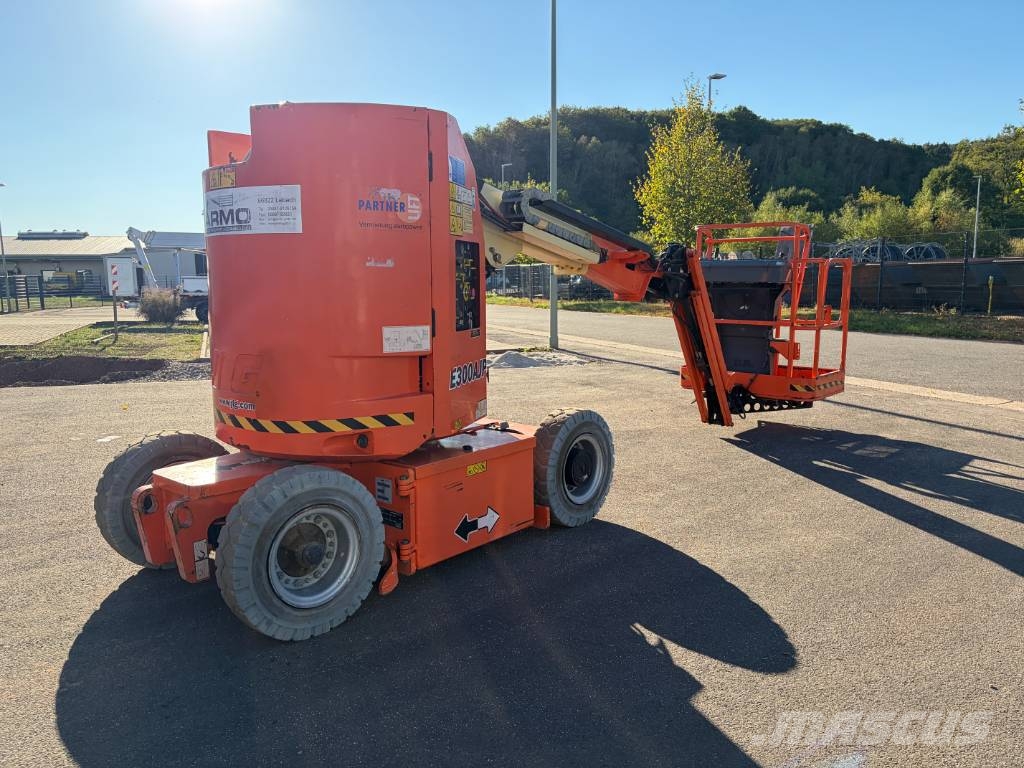 JLG E 300 AJP Strēles pacēlāji