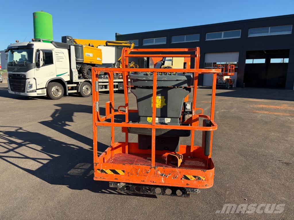 JLG E 300 AJP Strēles pacēlāji