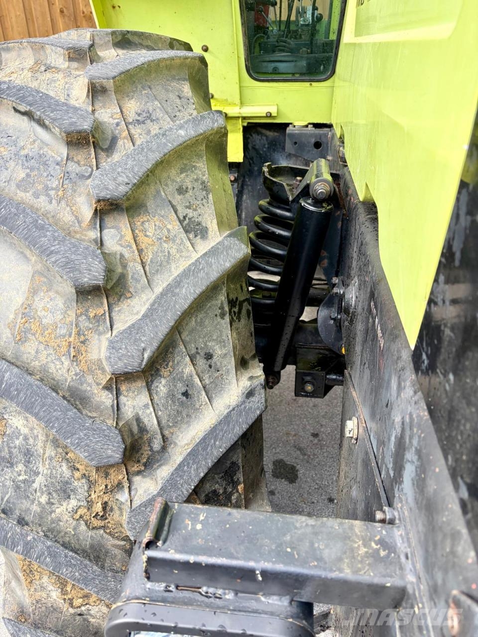 MB Trac 1500 Tractors