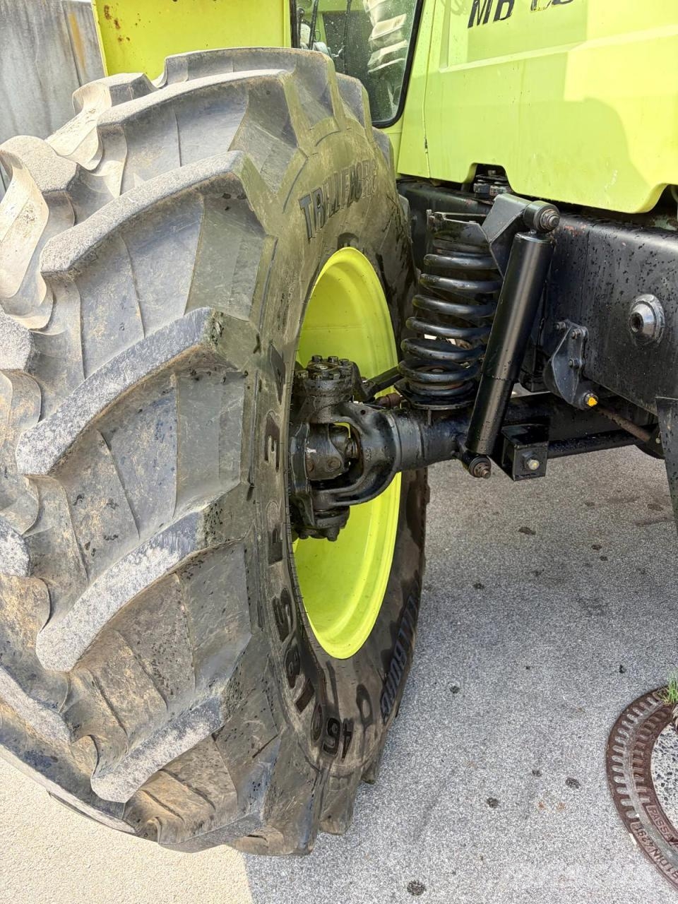 MB Trac 1500 Tractors