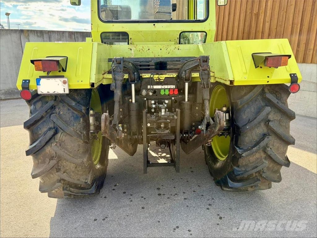 MB Trac 1500 Tractors