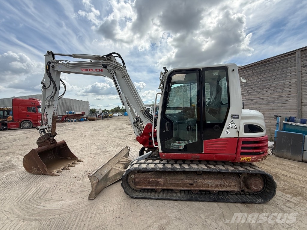 Takeuchi TB 290 حفارات وسط 7 طن - 12 طن