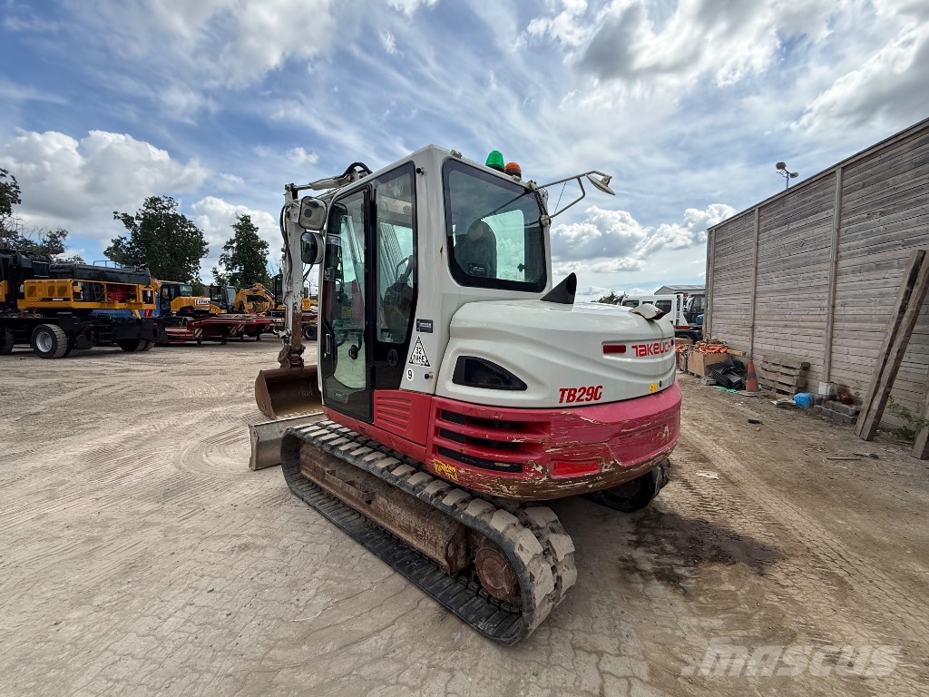 Takeuchi TB 290 حفارات وسط 7 طن - 12 طن