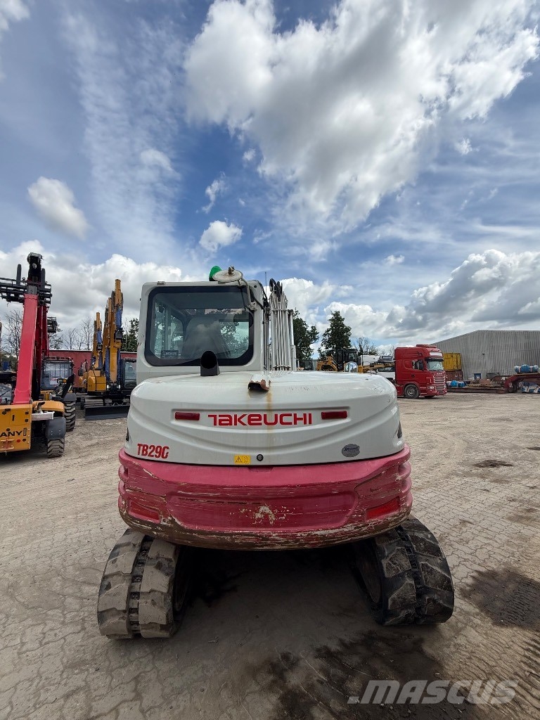 Takeuchi TB 290 حفارات وسط 7 طن - 12 طن