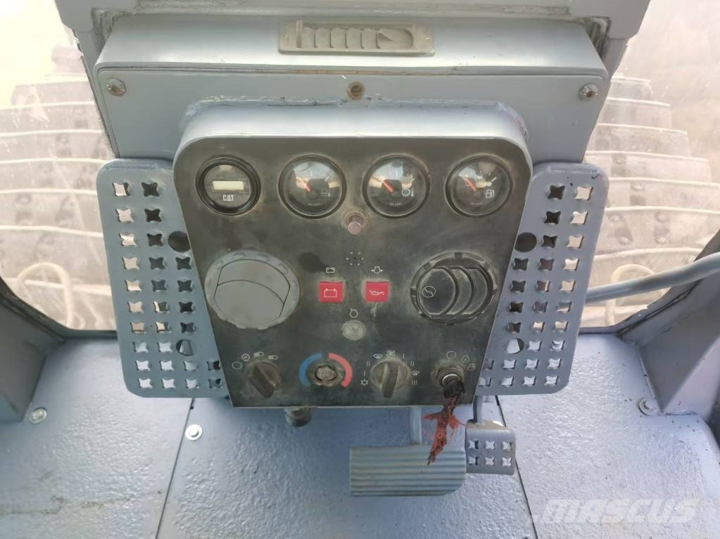 CAT D6G2 Bandschaktare