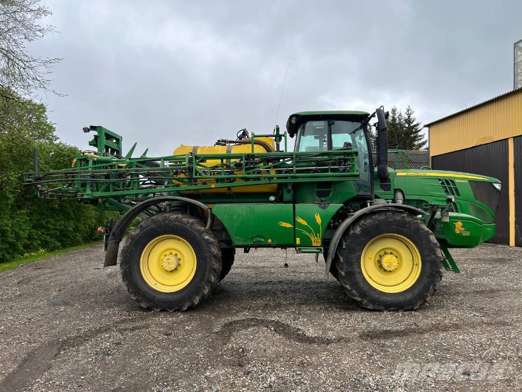 John Deere R4040i Itsekulkevat ruiskut